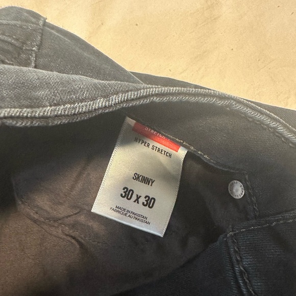 Express Jeans - Picture 3 of 3